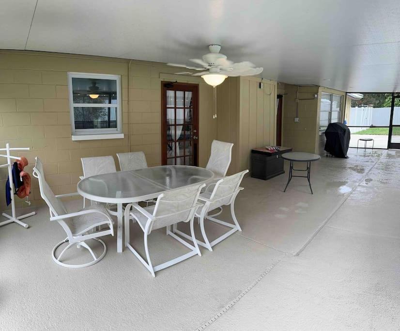 Lake Valrico'S Camelot Court With Heated Pool & Access To Private Lake Exteriér fotografie